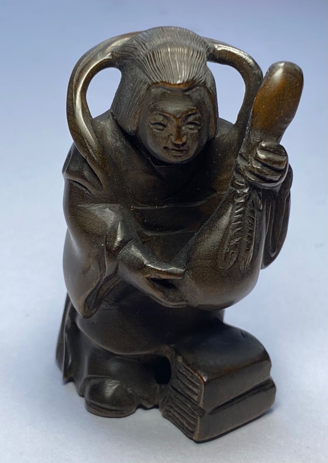 印籠　柘植　十二支猿　彫刻ペン立て　黄楊繊細彫刻　木製 印籠 柘植 十二支猿 彫刻ペン立て 黄楊繊細彫刻 木製