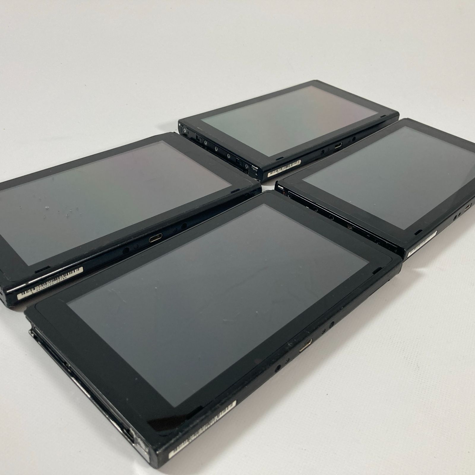 【ジャンク品】Switch本体+周辺機器4点セット ジャンク品】Nintendo Switch 本体×4台セット＋サイバー