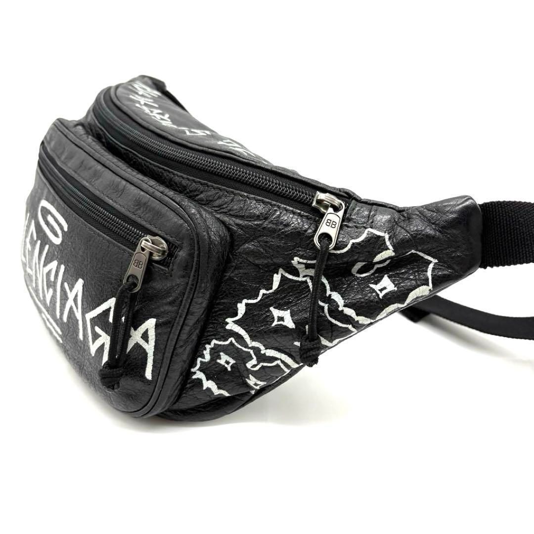 美品BALENCIAGAバレンシアガボディバッグブラックレザー 極美品 BALENCIAGA エブリデイ ボディバッグ レザー ブラック