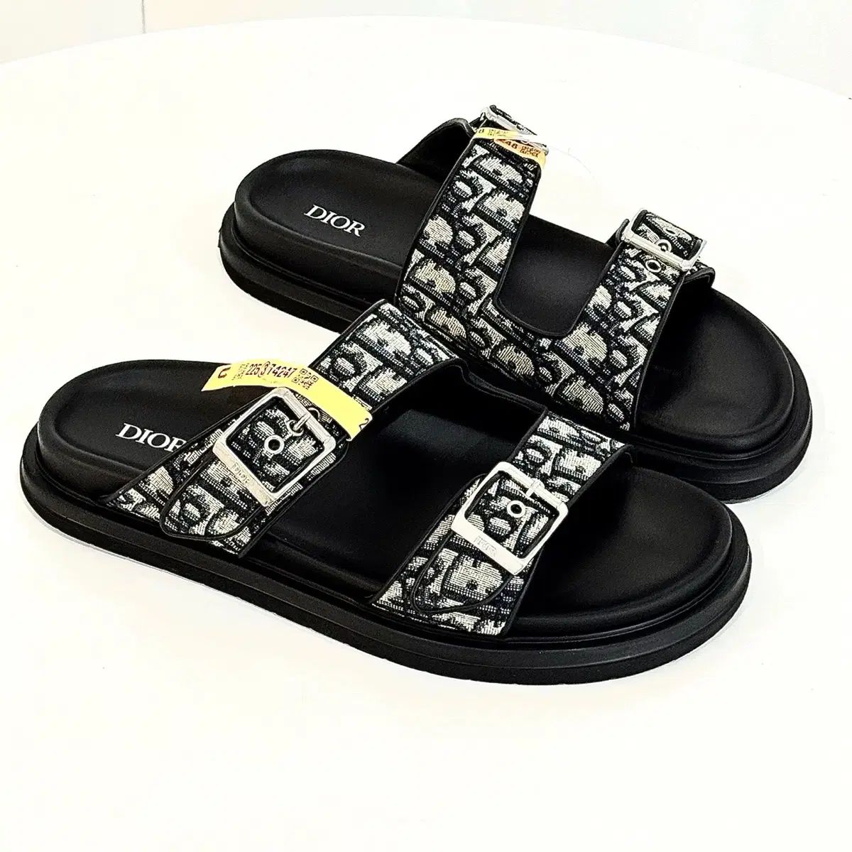 国内直営**DIOR**Dior Aqua サンダル オブリーク ジャカード Dior Aqua Sandal Black Dior Oblique Jacquard | DIOR