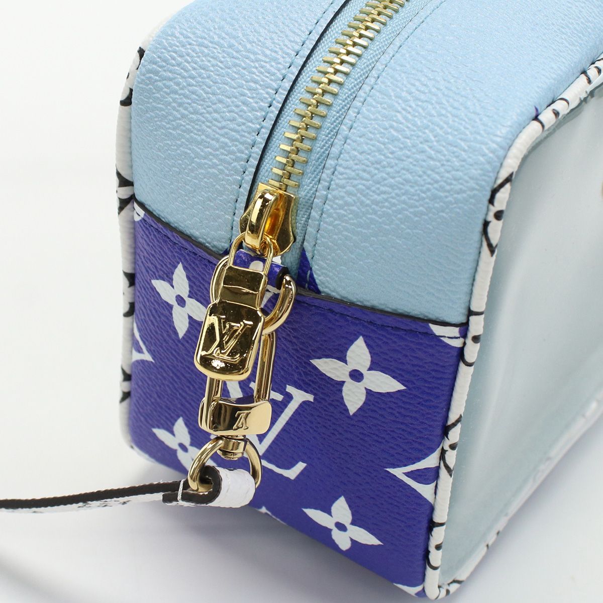 LOUIS VUITTON ルイヴィトン ビーチポーチ リゾートオキナワ M44722 