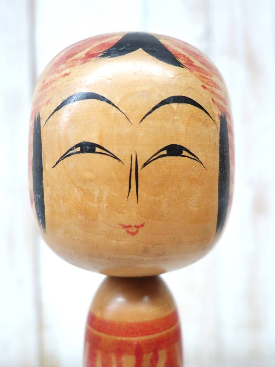 ●伝統工芸 工芸美術 レトロ 伝統こけし Kokeshi ＊系統 遠刈田系周治郎系列 遠刈田 新地 ＊工人 佐藤英太郎 さとうえいたろう