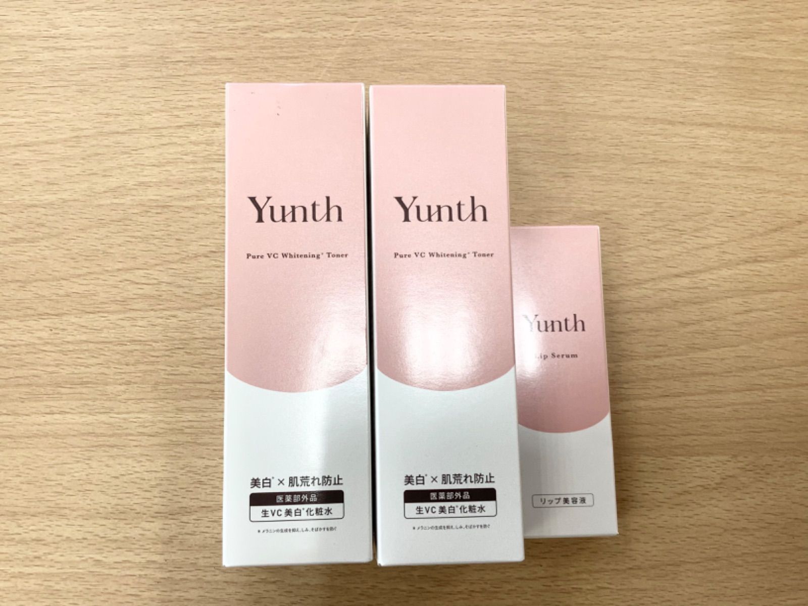8月セール中⭐︎大人気⭐︎Yunth Pure VC (化粧水、美容液と乳液)