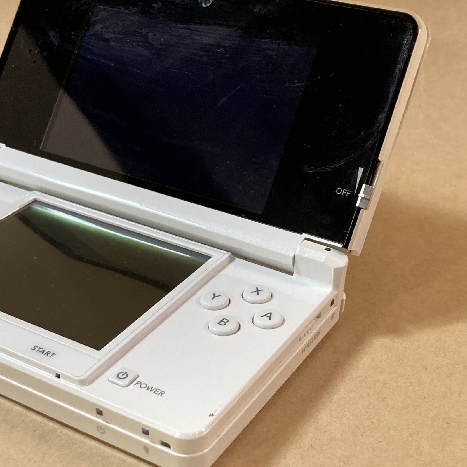 ☆ 任天堂 NINTENDO 3DS CTR-5-JPN-C0 アイスホワイト ゲーム機