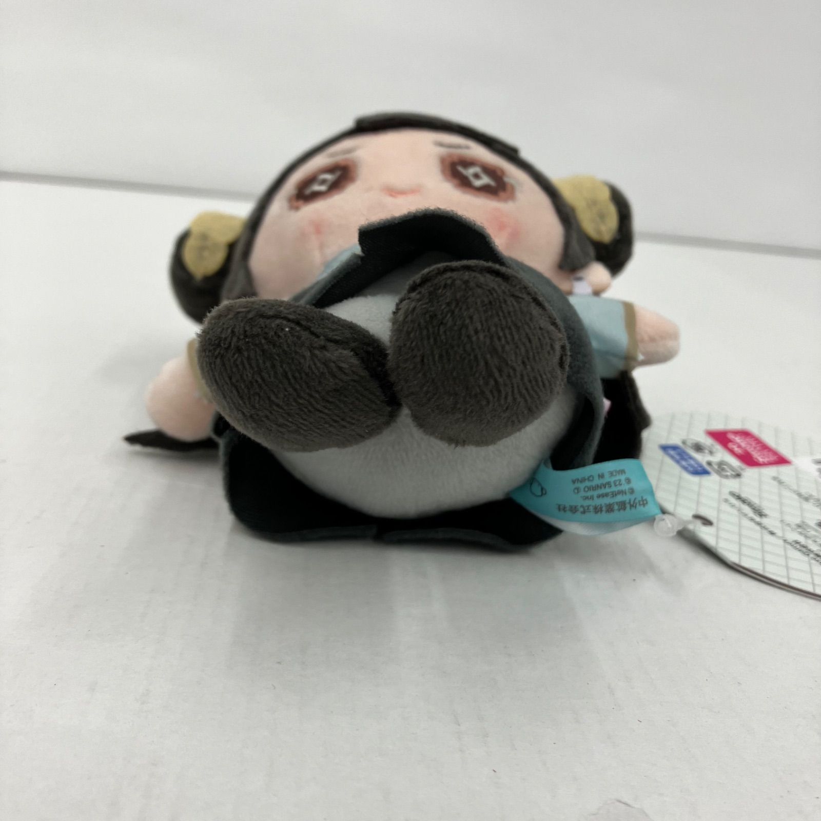 Getss#第五人格 サンリオ 骨董商 お座りマスコット ぬいぐるみ 第五人格 サンリオ 骨董商 お座りマスコット ぬいぐるみ 【公式通販】