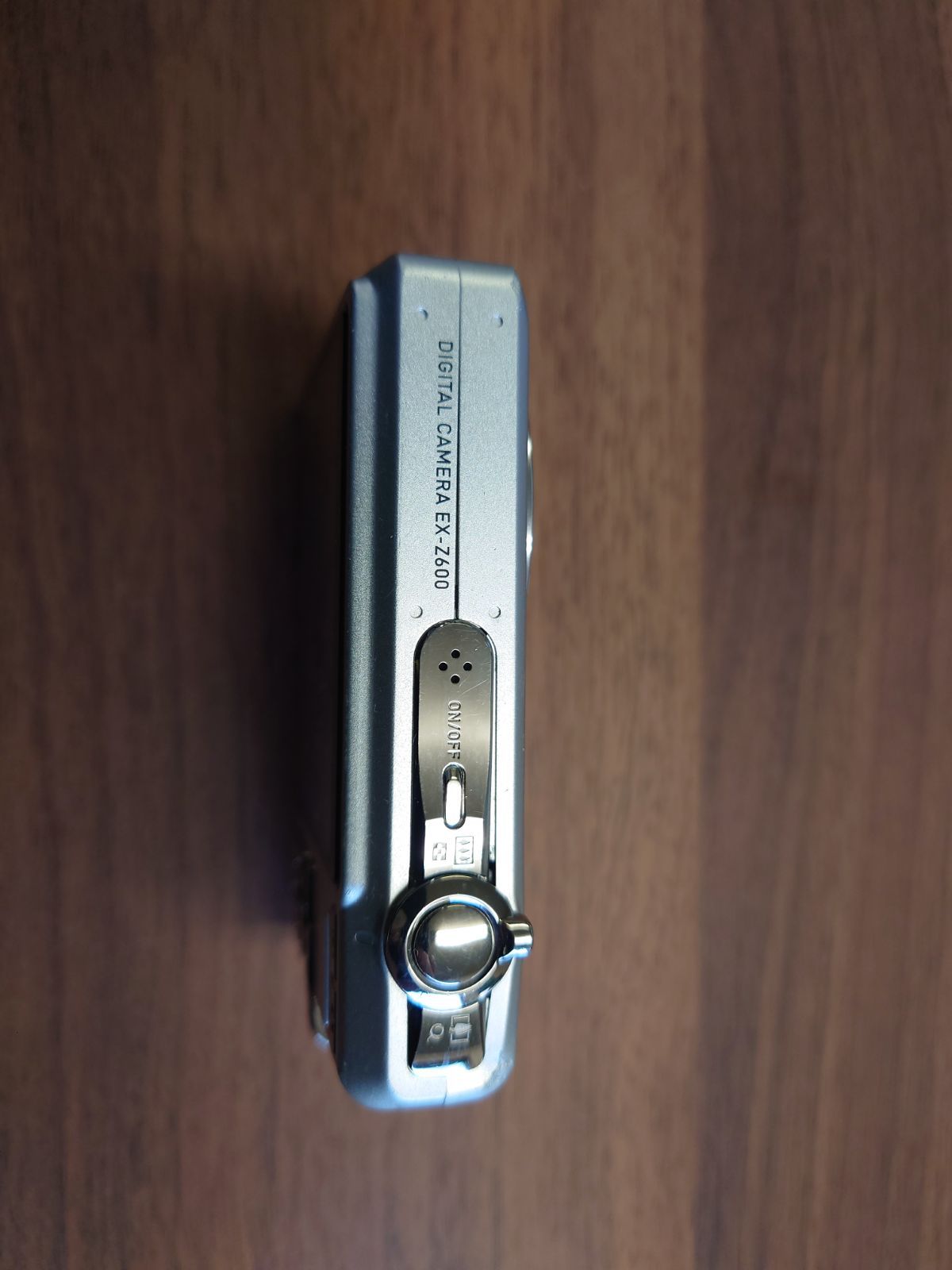 CASIO EXILIM EX-Z600 動作未確認 - メルカリ