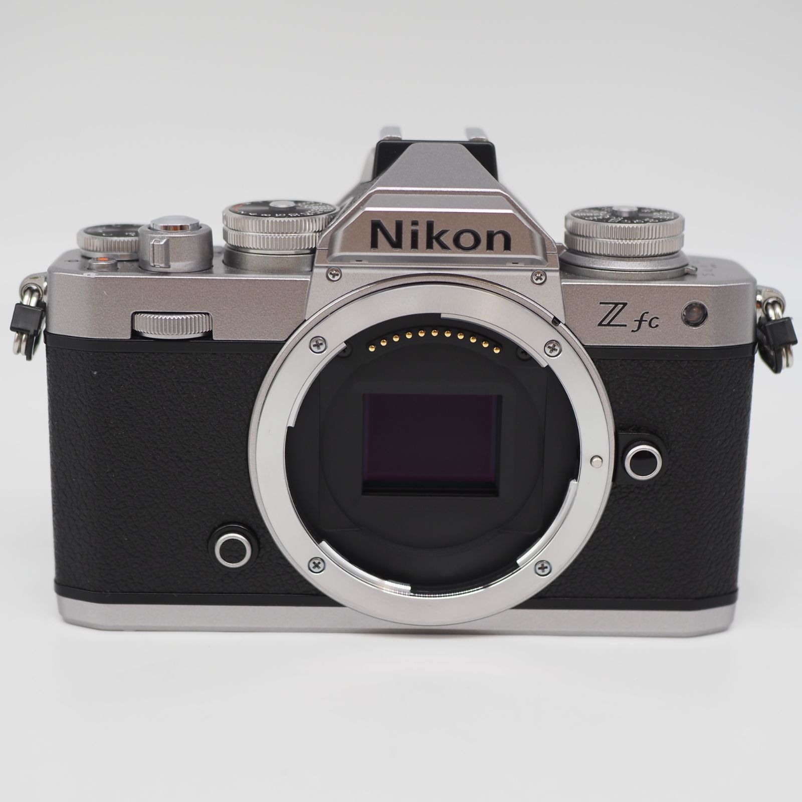 □726ショット□ Nikon Z fc ボディ シルバー □ほぼ新品□ - メルカリ