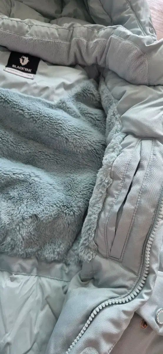 子供用ウィンタージャンパー 145 サイズ