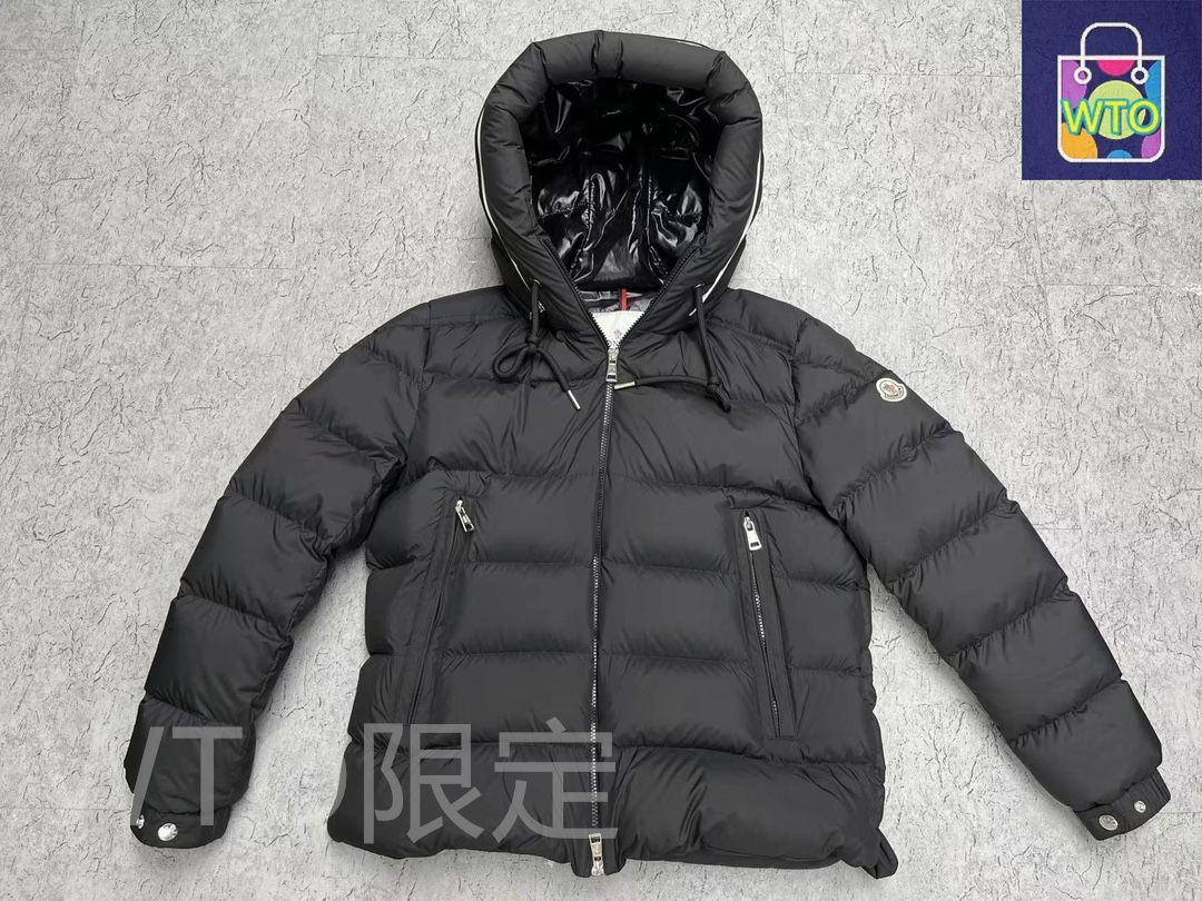 MONCLER 黒 値下げ交渉⭕️ K20911A00224597YW778_F.jpg