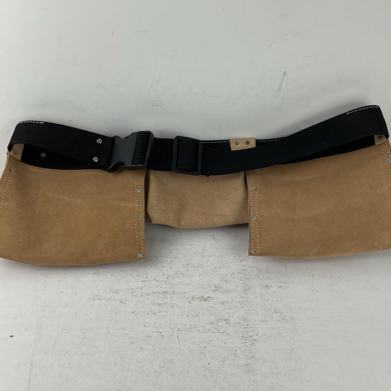 ЗЗKNICKS 2×2ポケットレザー