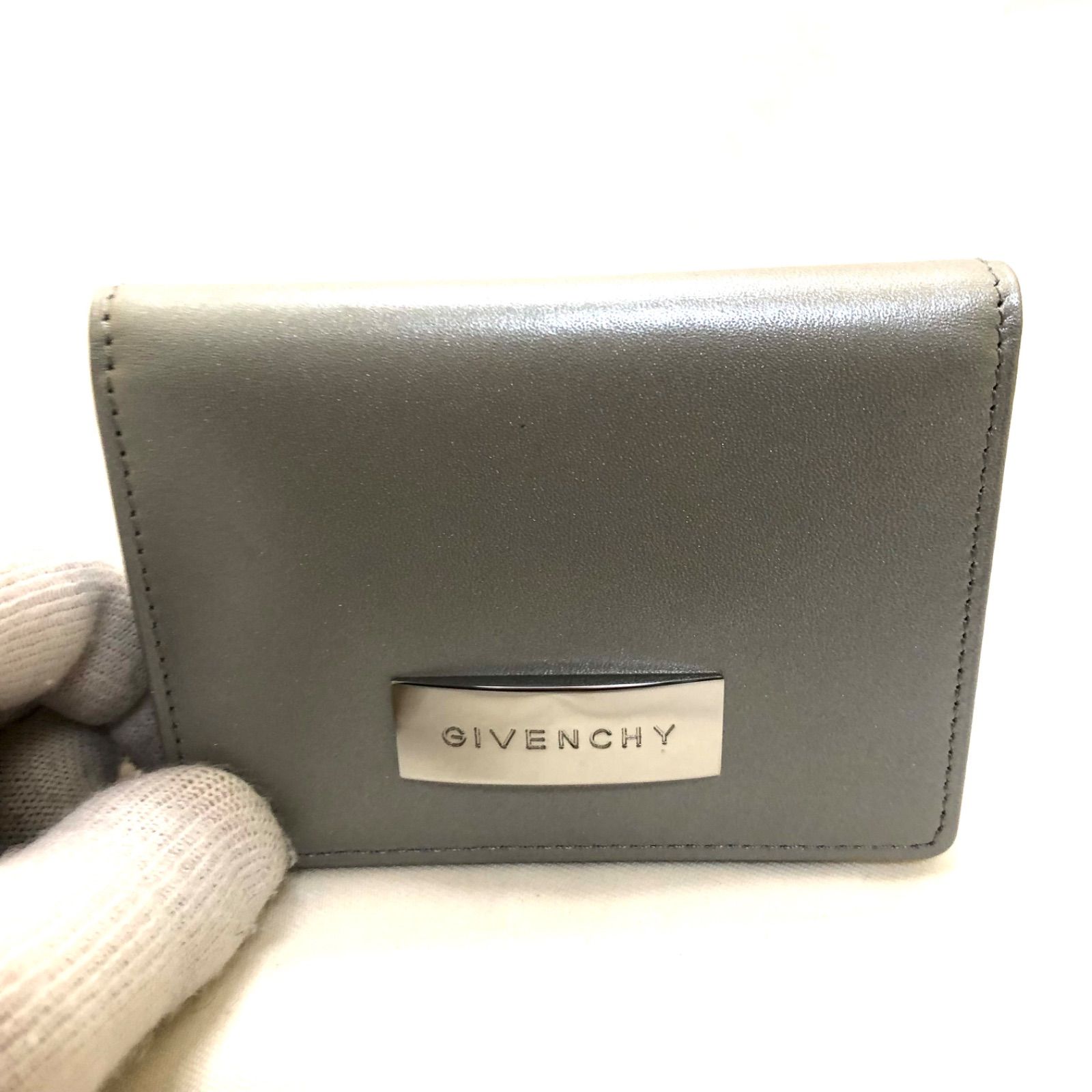 ⭐未使用品⭐ＧＩＶＥＮＣＨＹ　ジバンシー　パスケース　カードケース