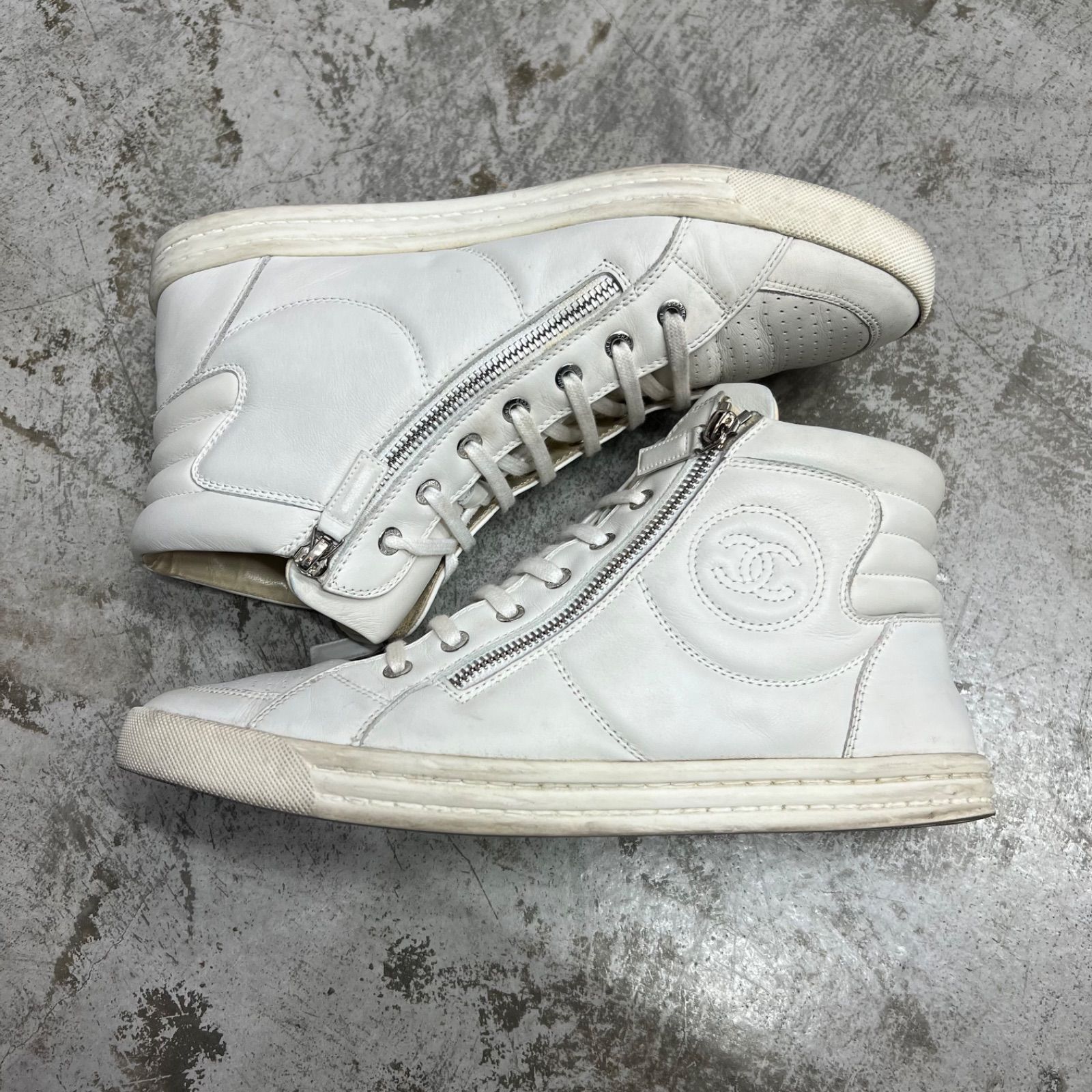 CHANEL ダブルジップ ココマーク レザー ハイカット スニーカー