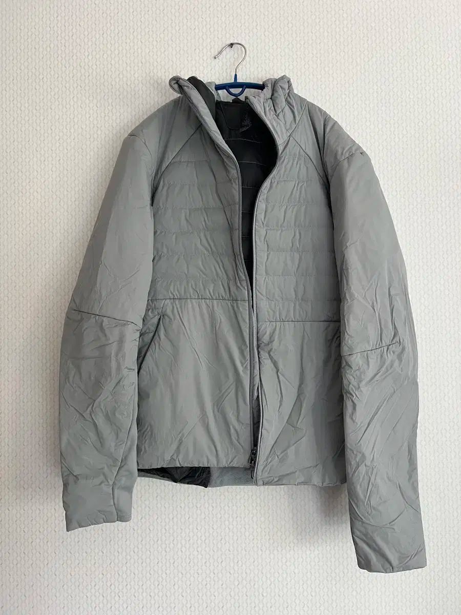 lululemon ルルレモン フーディー パーカー 軽量パッド