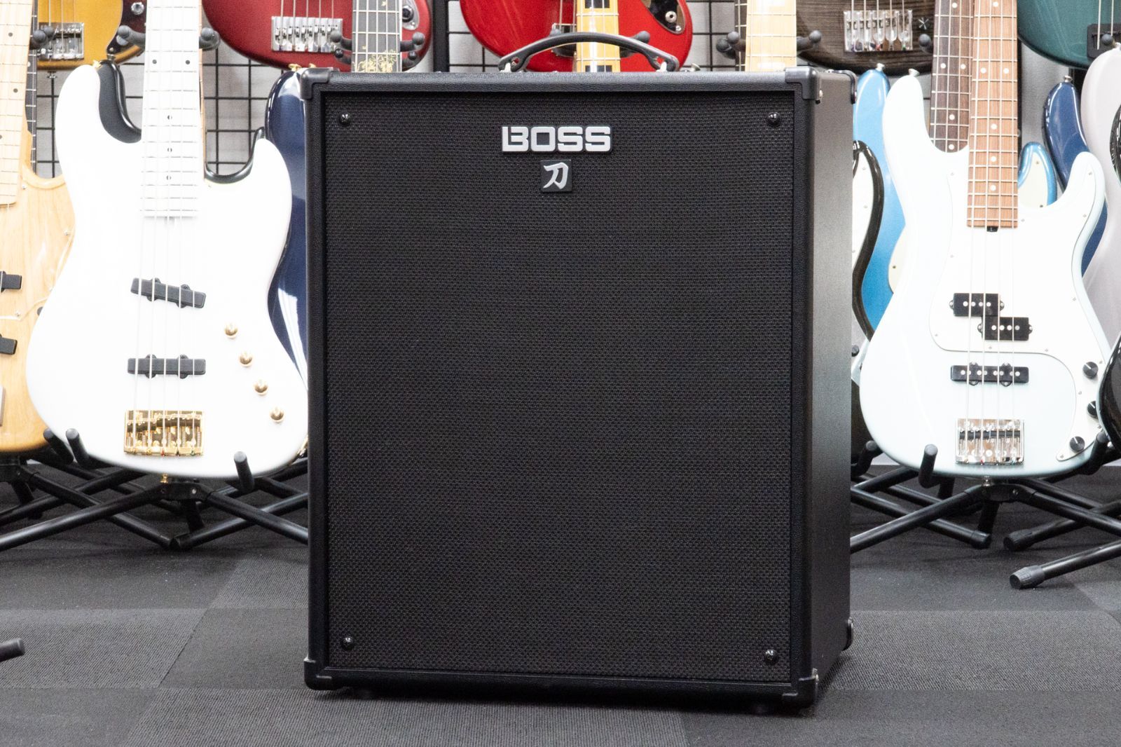 used BOSS | KATANA-210B GIB横浜