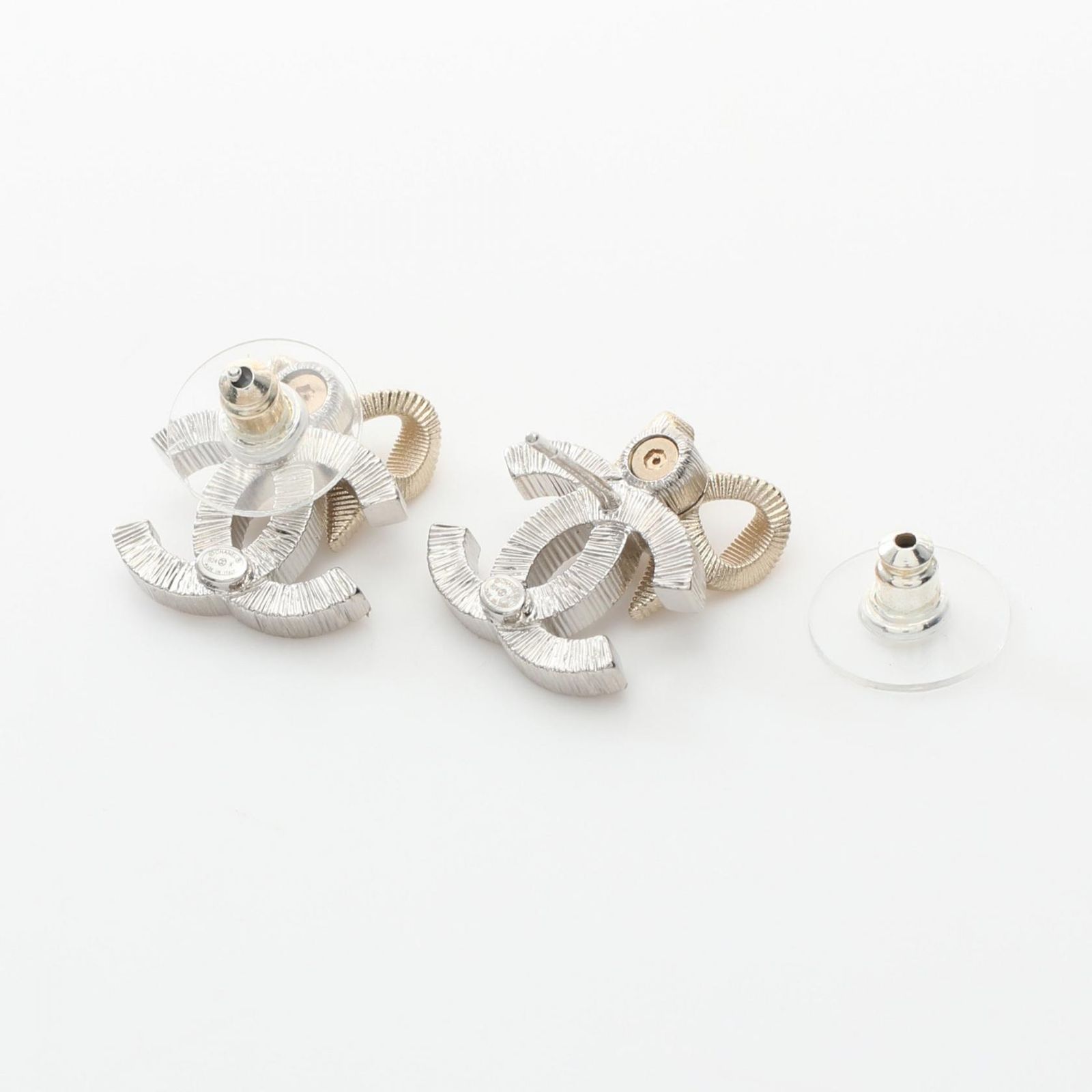 シャネル CHANEL ピアス ココマーク ABE450 シルバー/シャンパン