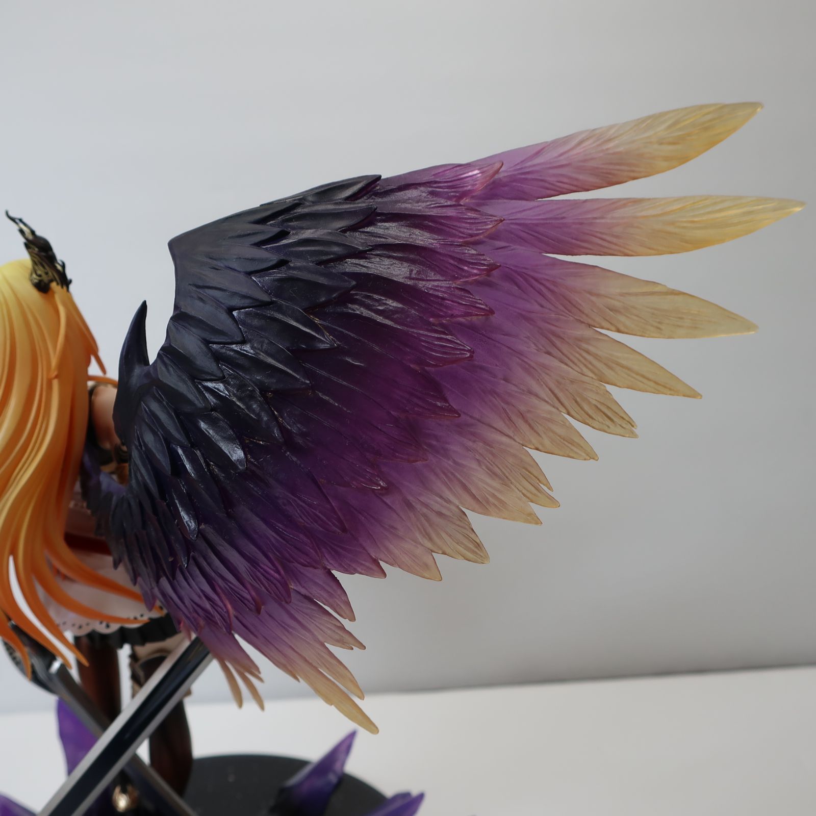 ダークエンジェル・オリヴィエ フィギュア コトブキヤ 新品 ダークエンジェル・オリヴィエ: フィギュア｜コトブキヤ