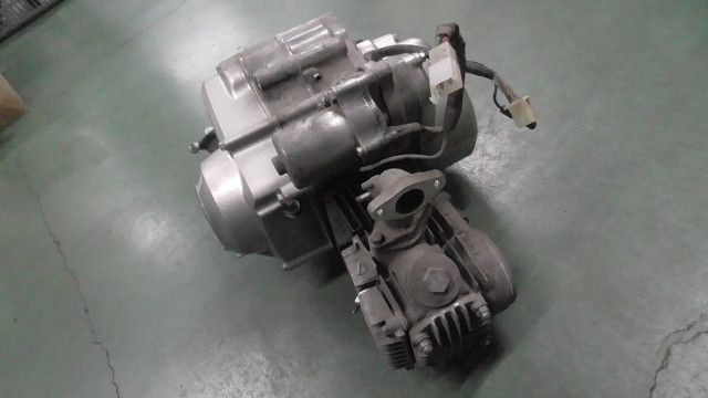 リトルカブ セル付 AA01-3902xxx の エンジン 1761108395