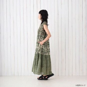 グリーン