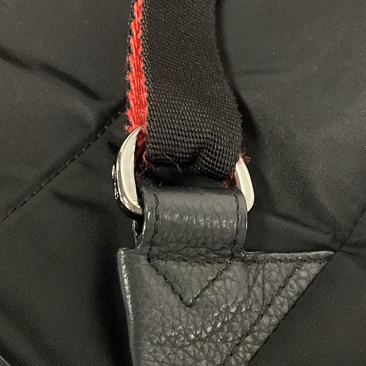 CHRISTIAN LOUBOUTIN クリスチャンルブタン リュックサック バックルビ スモール 黒×レッド スタッズ レザー DECORATOM_COM_BR