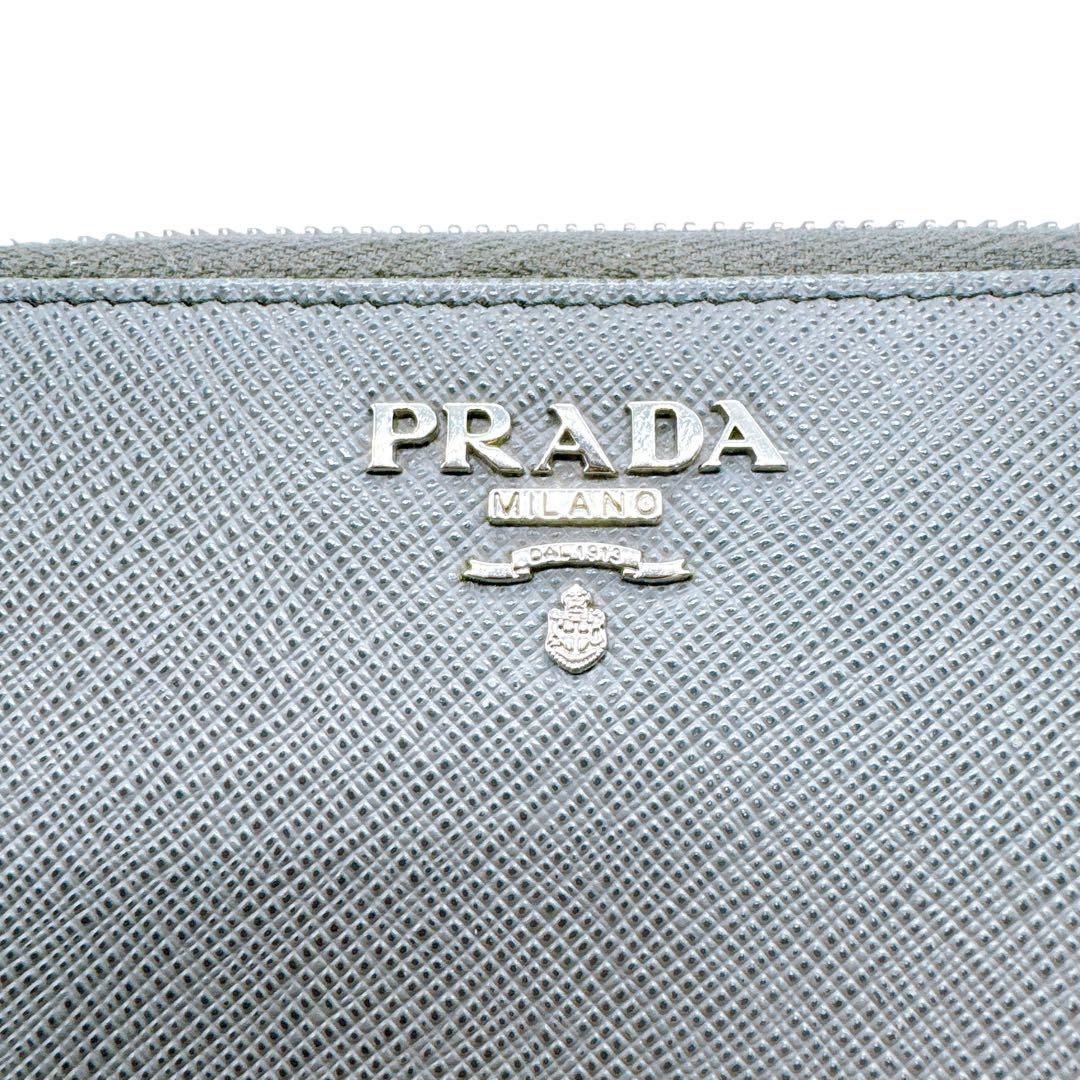 プラダ サフィアーノ レザー ジップラウンド 二つ折り財布 PRADA