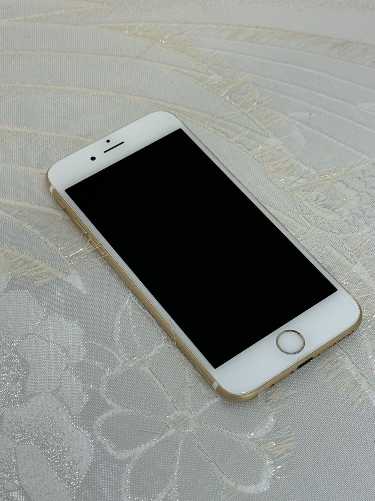 【美品】iPhone6s 16GB SIMフリー MKQL2J/A ゴールド iPhone6s 16GB ゴールド MKQL2J/A SoftBank版SIMフリー | 中古スマホ