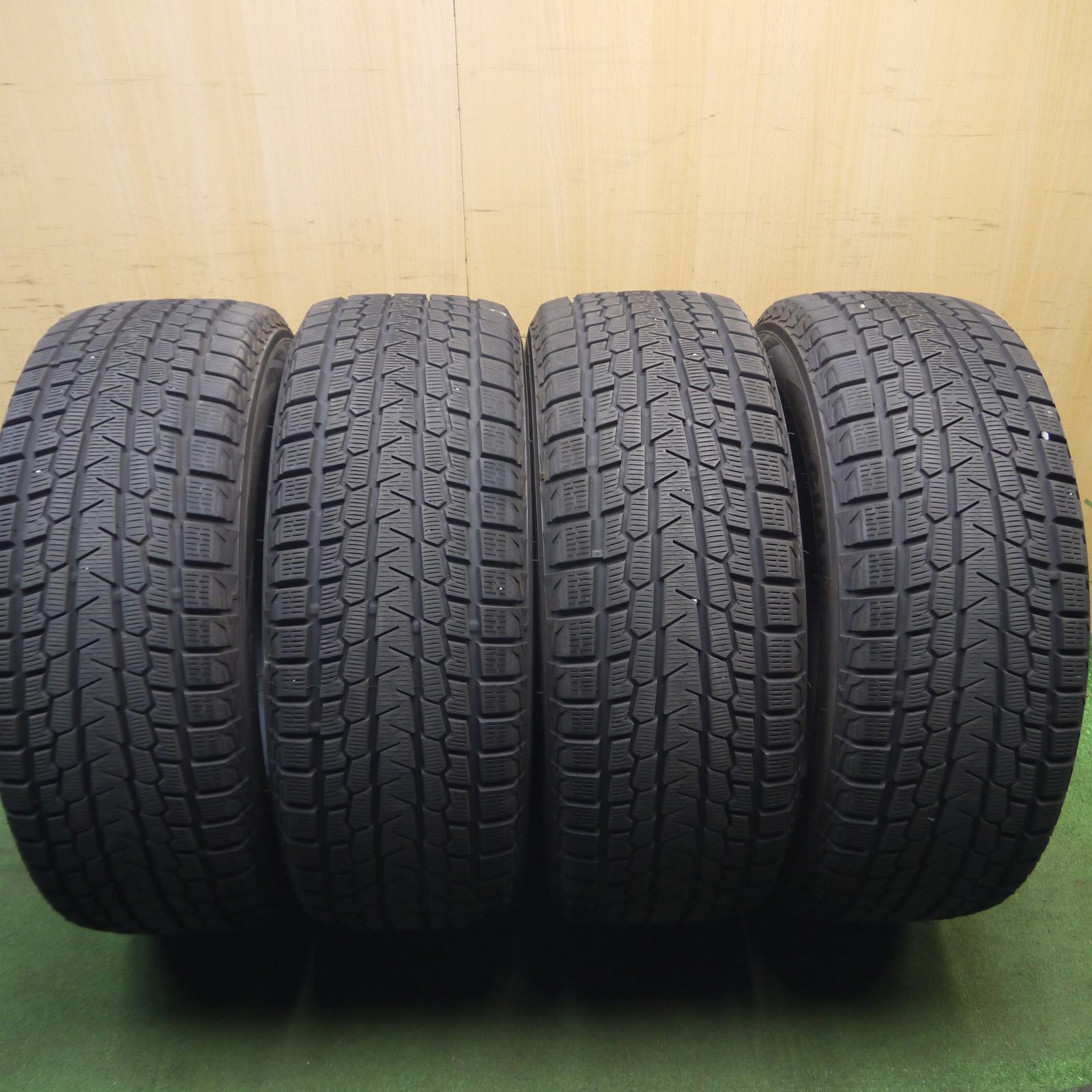 *送料無料*バリ溝！20年！9.5分スタッドレス 265/65R17 ヨコハマ アイスガード G075 タイヤ 17インチ ランクル プラド 等3122202Hスタ