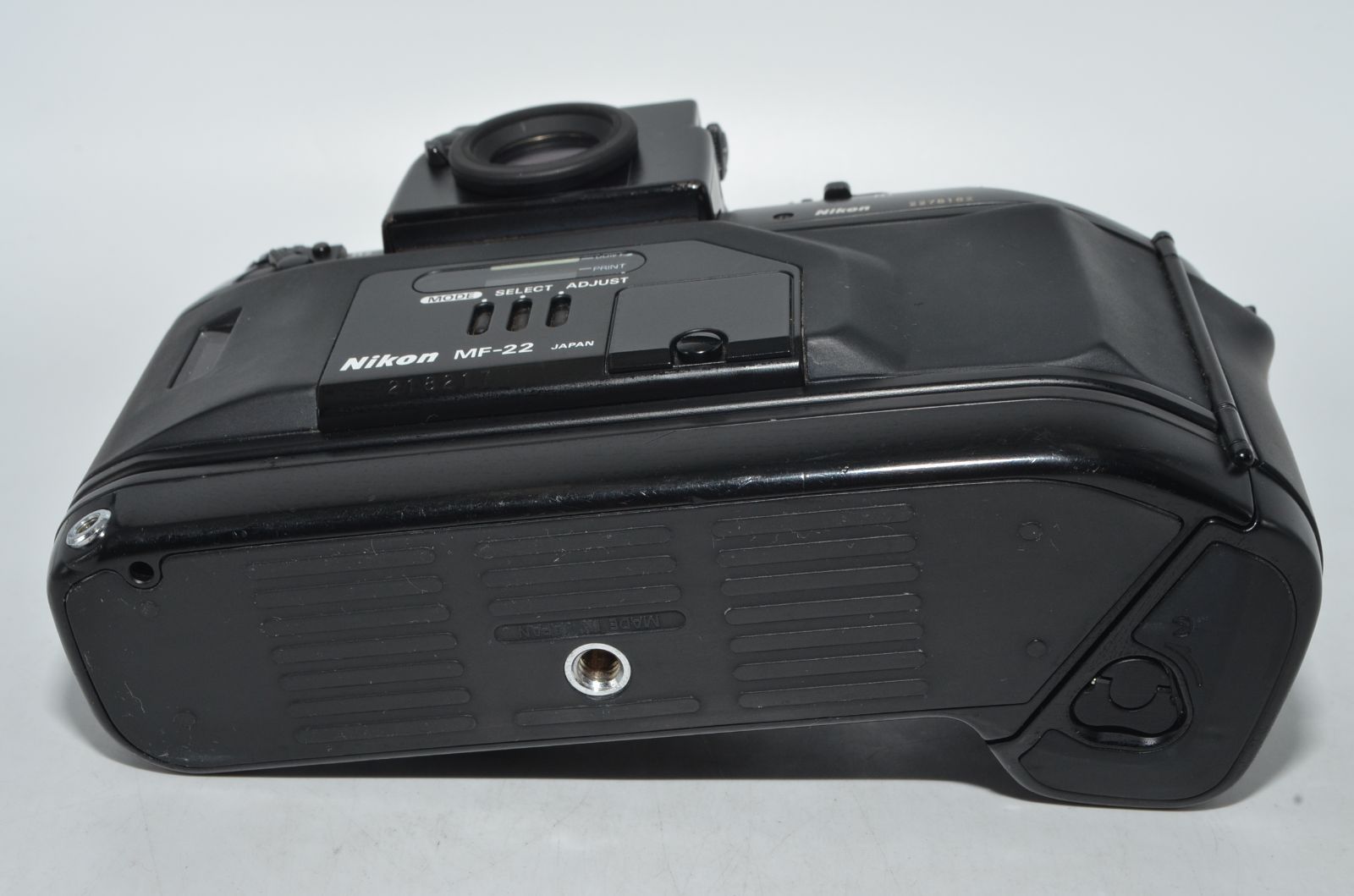 [美品] ニコン Nikon F4 ボディ ❁美品！❁Nikon ニコン F4 ボディ フィルム 一眼レフカメラ