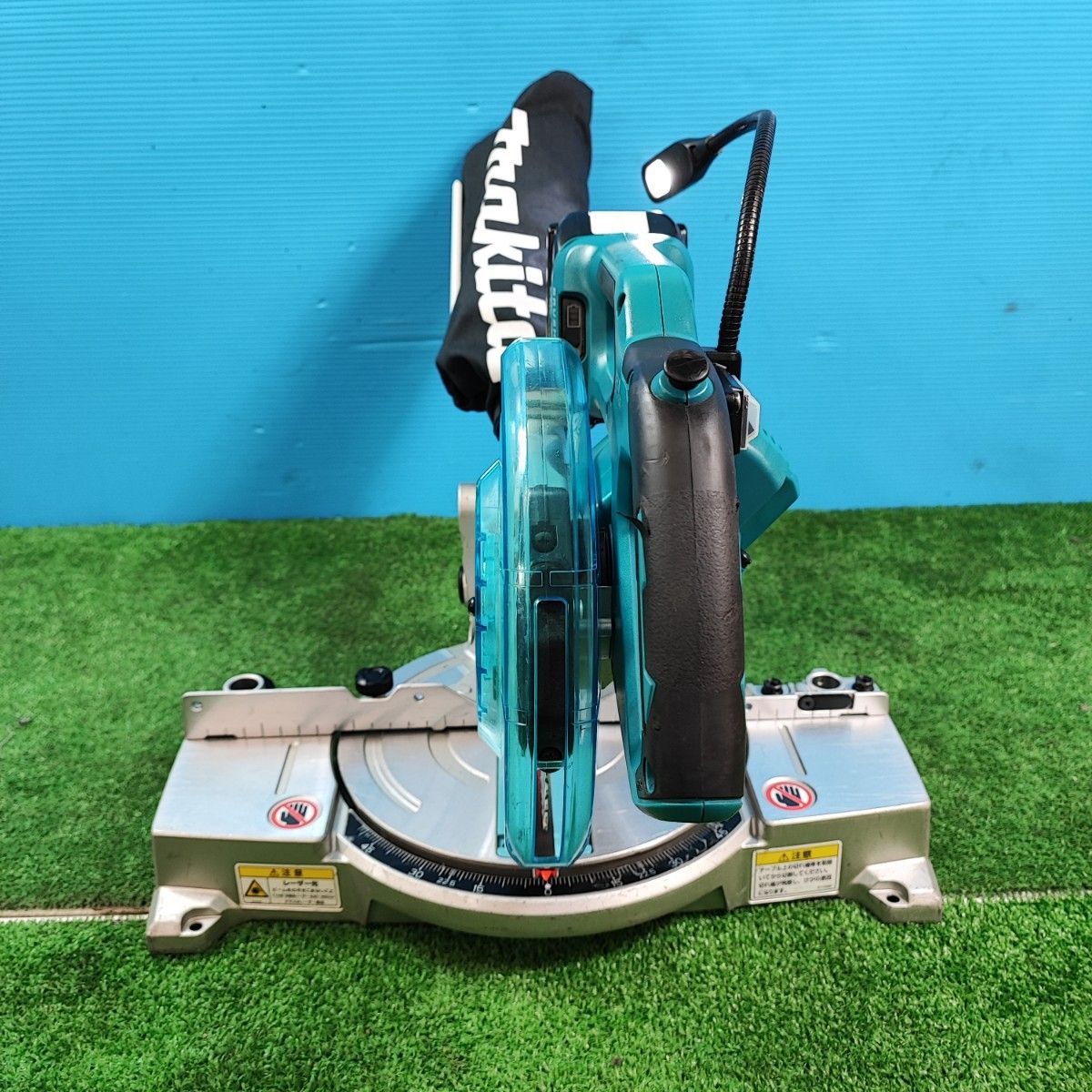 makita コードレス卓上マルノコ