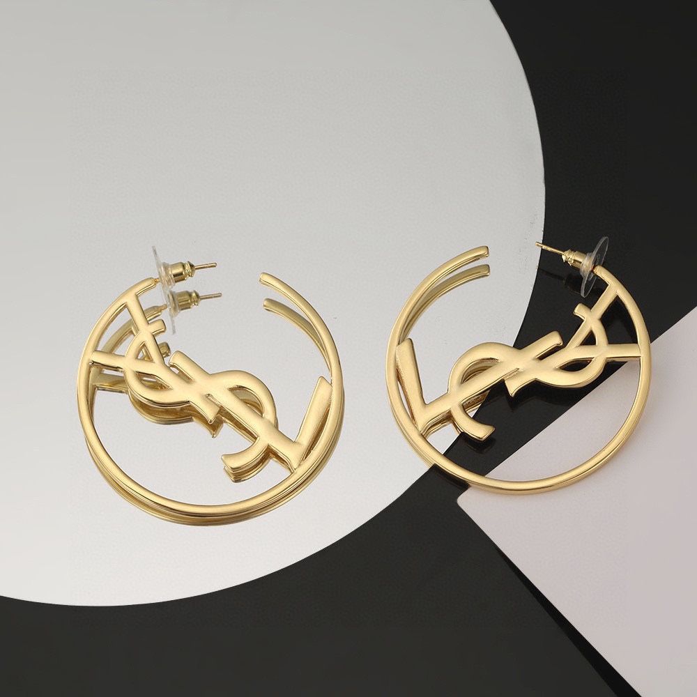 Yves Saint Laurent ピアス（Vintage Yves Saint Laurent gold