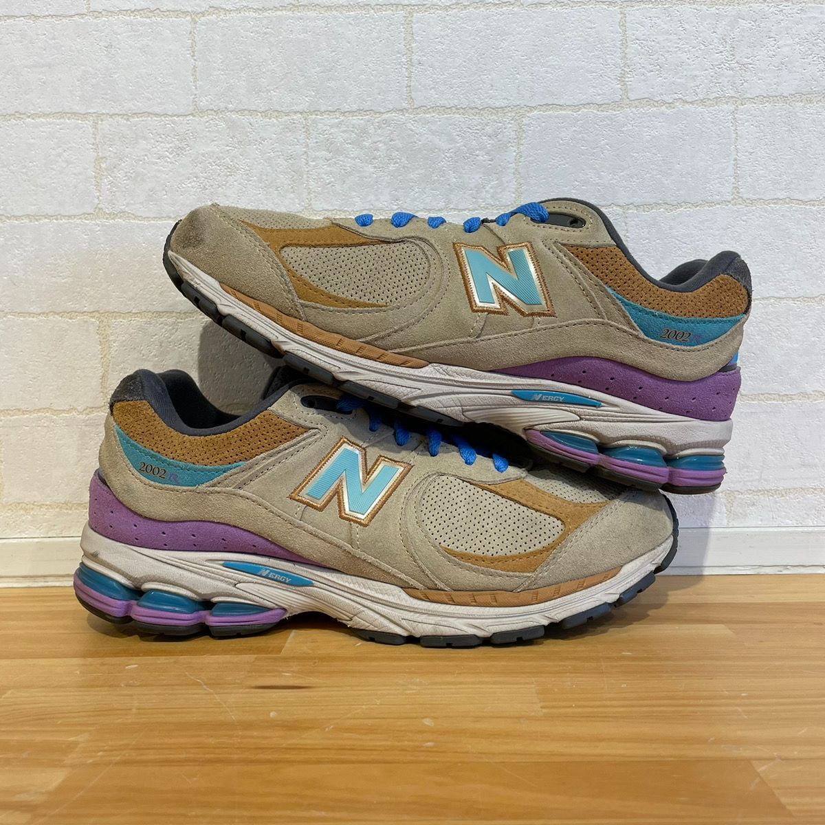 ニューバランス NEW BALANCE 2002R D width Dワイズ BEIGE PURPLE 