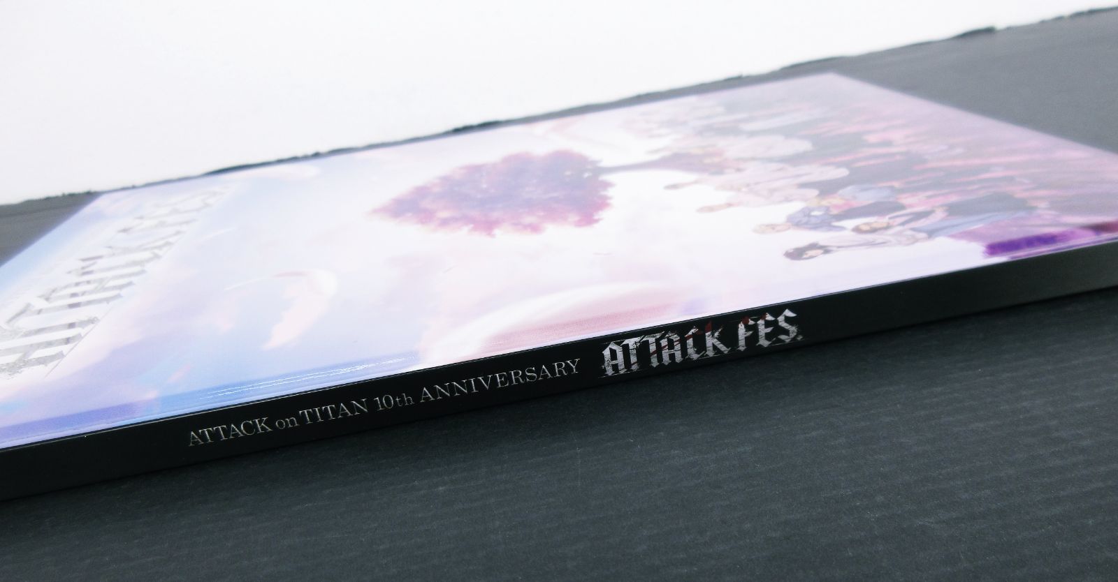 広店】進撃の巨人 10th ANNIVERSARY ATTACK FES パンフレット