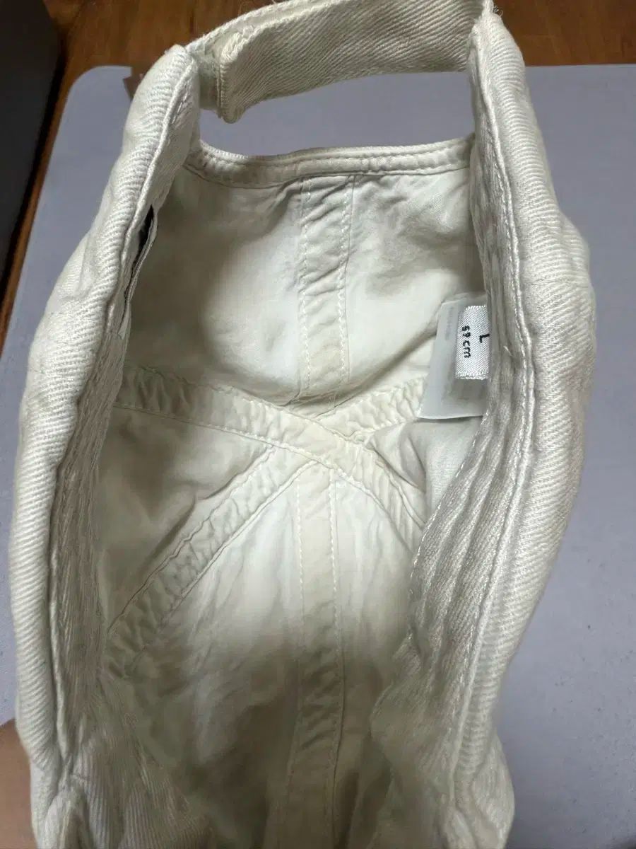 BALENCIAGA バレンシアガ