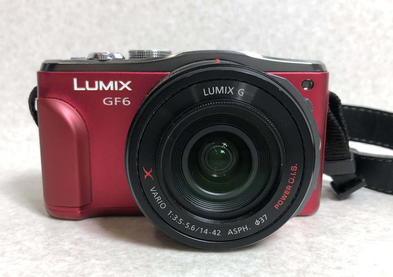 LUMIX DMC-GF6 ボディレッド パナソニック、Wi-Fi/NFC搭載で0.5秒起動のミラーレス一眼「LUMIX GF6