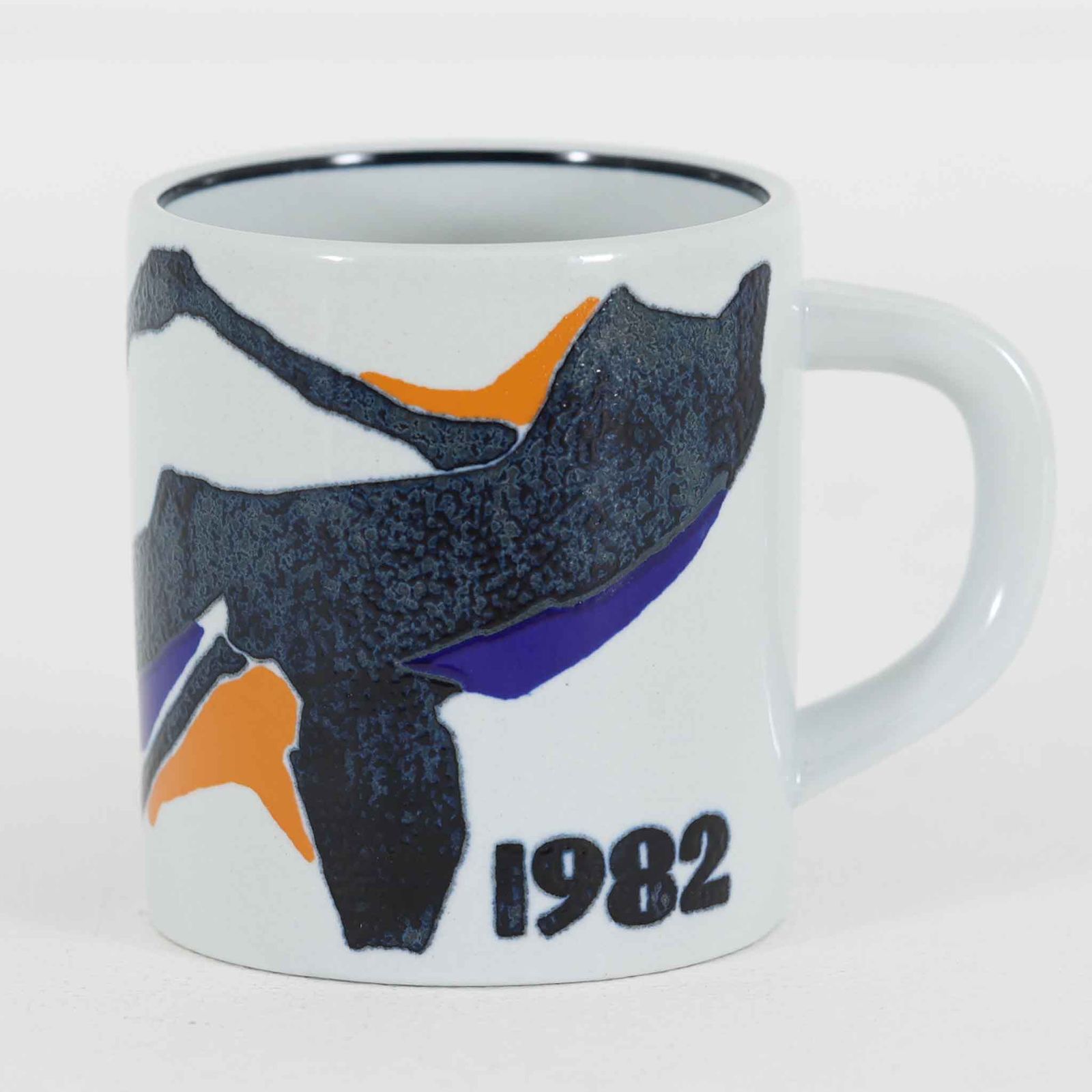 Royal Copenhagen ロイヤルコペンハーゲン イヤーマグカップ 1982年 北欧食器 北欧雑貨 デンマーク 食器|TA15454