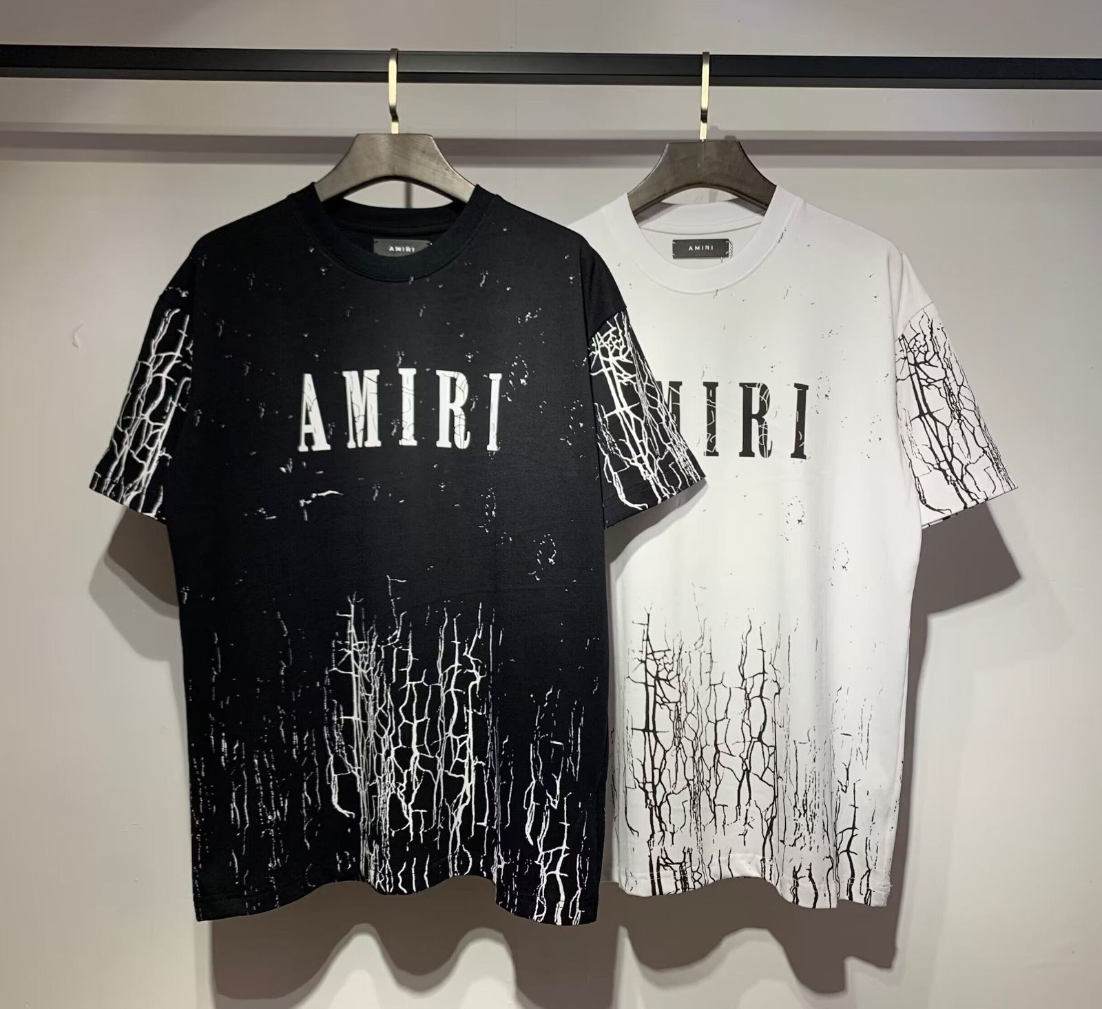 気の美品 AMIRI アミリ Tシャツ-666 a3620