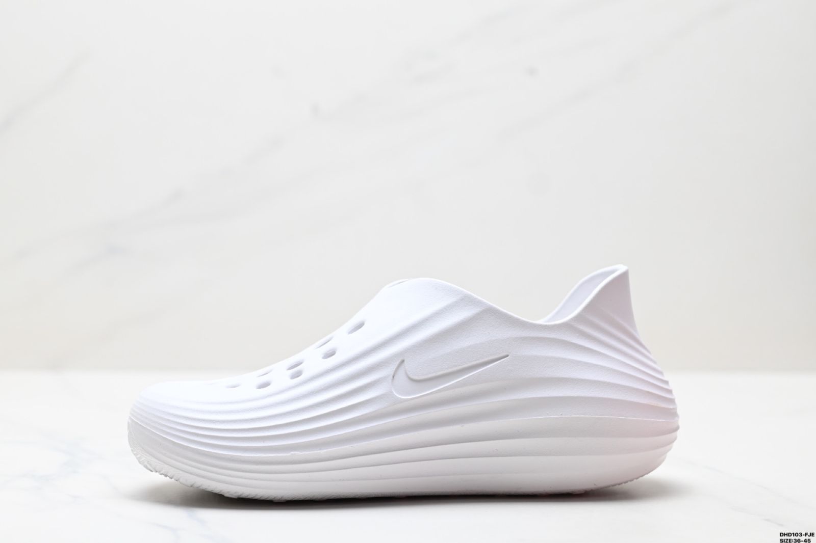 Nike ReactX Rejuven8 ナイキ ホワイト クロッグサンダル NIKE REACTX REJUVEN8 SLIDE SUMMIT WHITE ナイキ リアクト