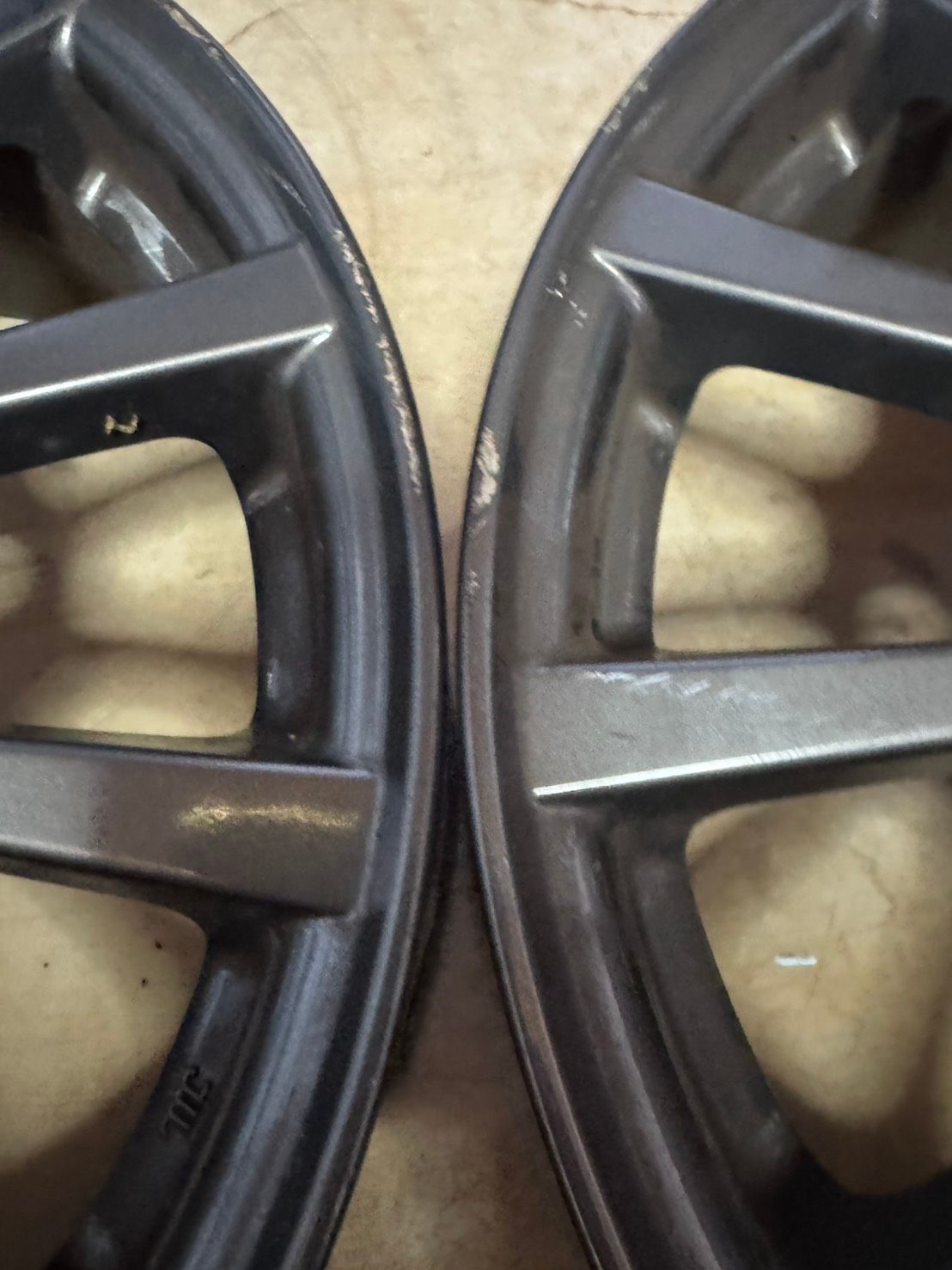 純正ホイール ミツビシ