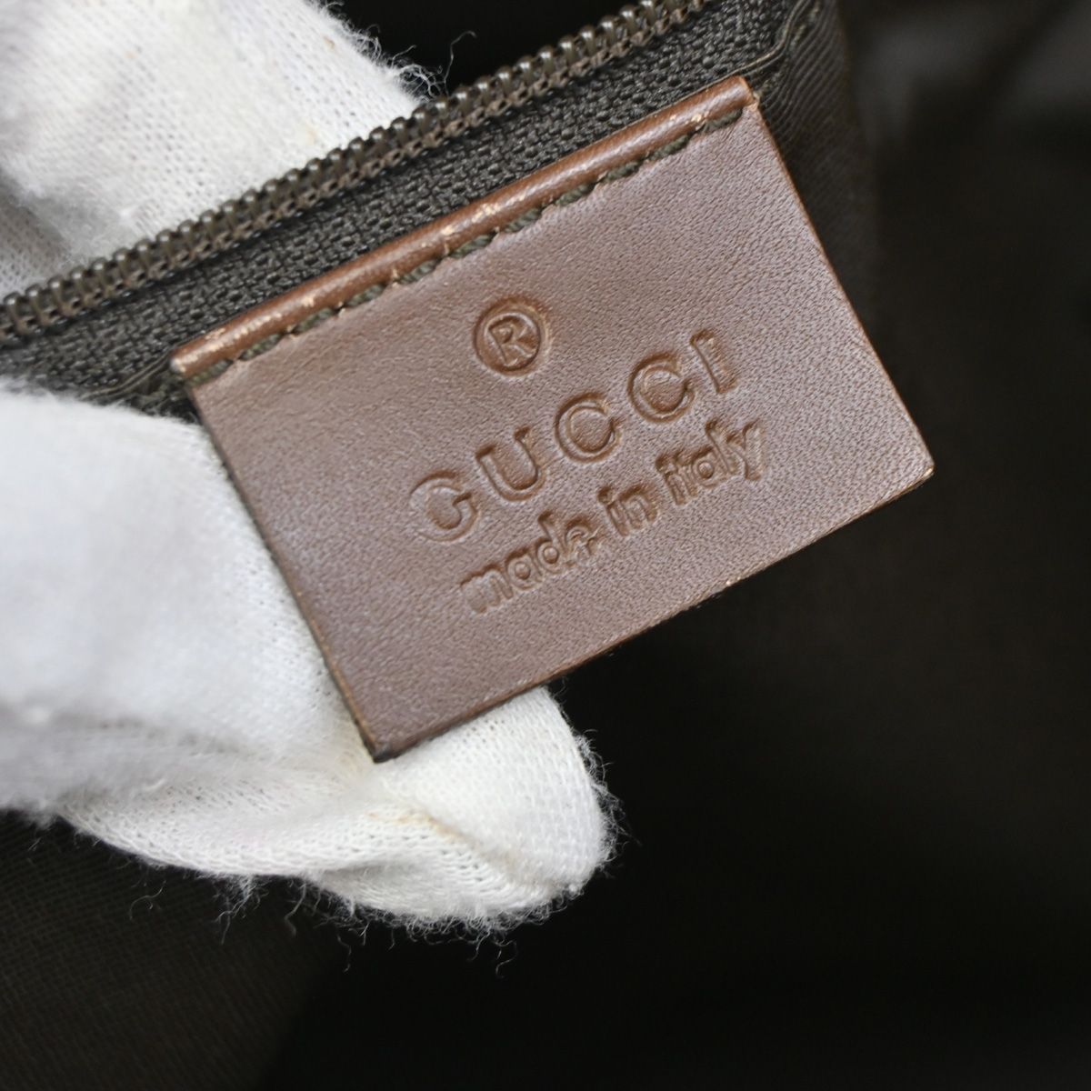 GUCCI グッチ ショルダーバッグ GG柄 キャンバス レザー 69KA777