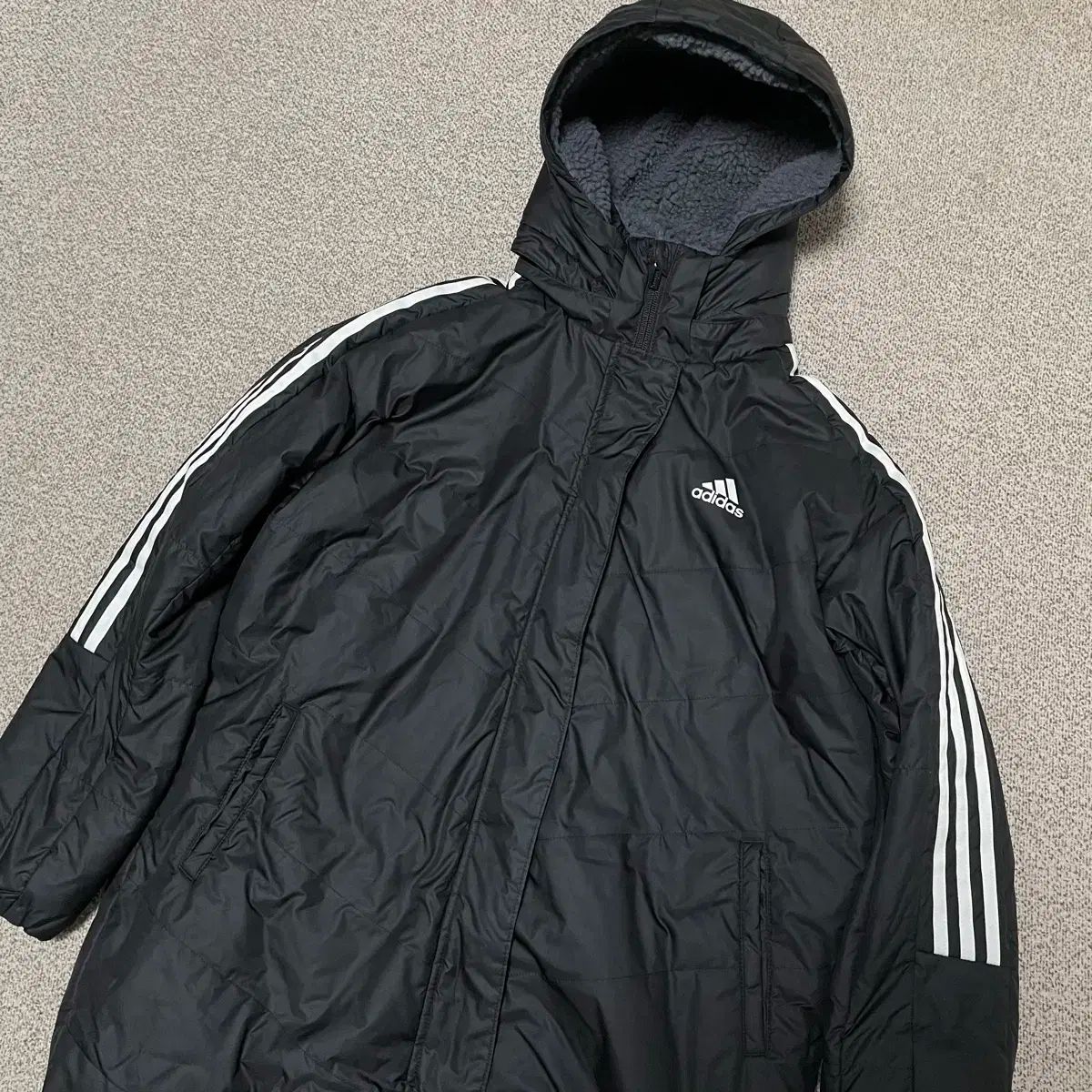 adidas ロングダウンジャケット S ブラック　ベンチコート　アディダス adidas アディダス ダウンコート レディース ブラック S - メルカリ