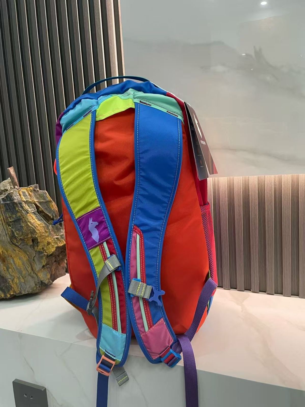 Cotopaxiマルチカラーナイロンリュック Cotopaxiマルチカラーナイロンリュック cotopaxi コトパクシ