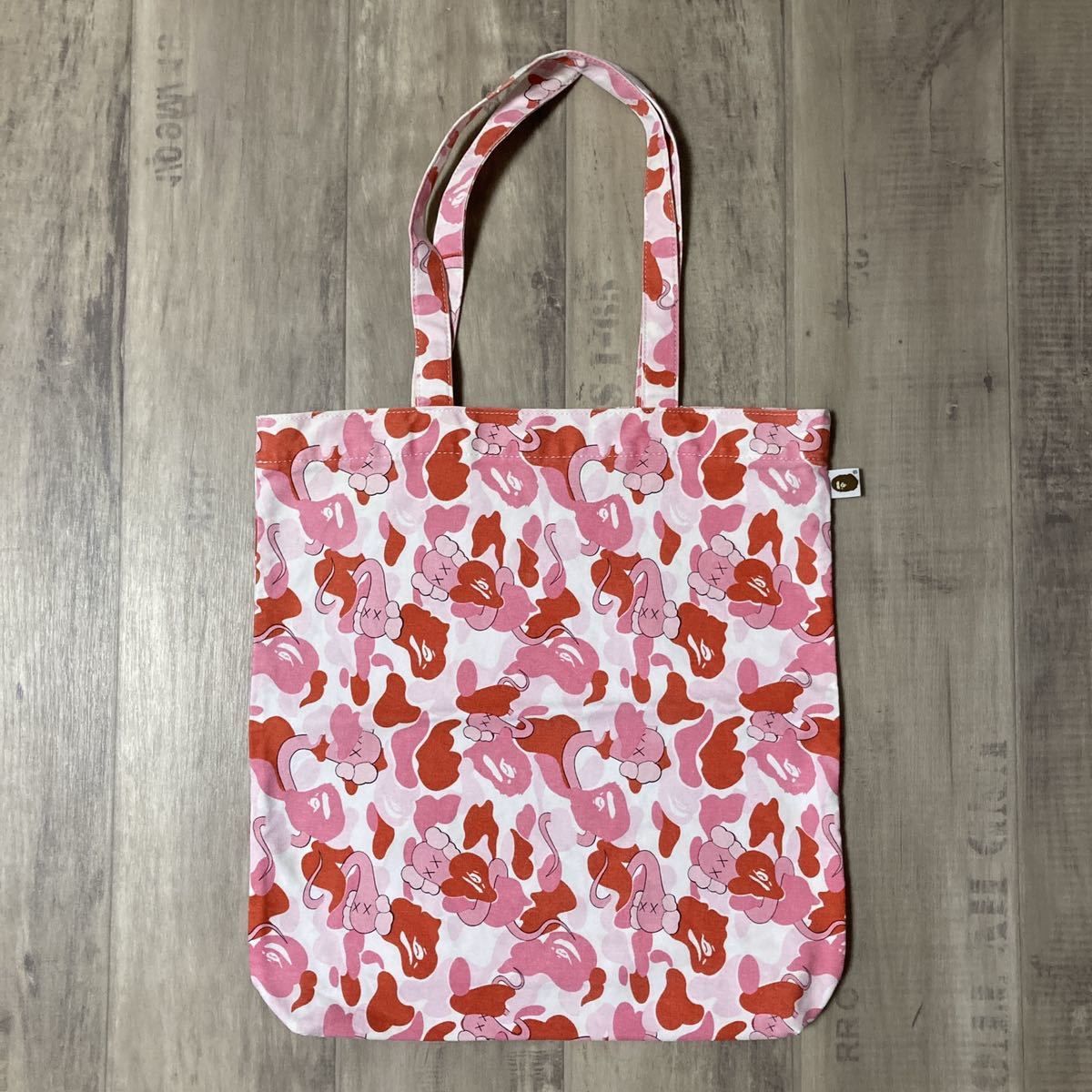 KAWS bendy ABC camo pink トートバッグ BAPE カウズ - メルカリ