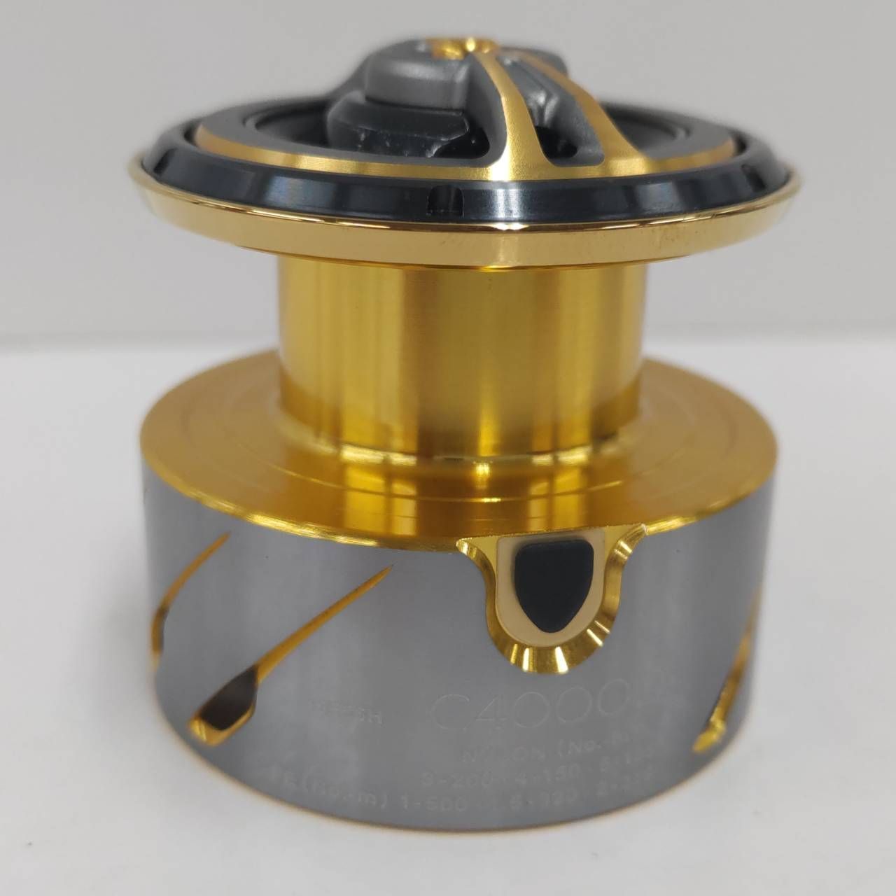 極美品】15 BB-X テクニウム C4000D スプール（01）リール レバー