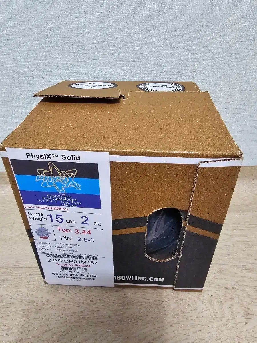 ストーム PhysiX Solid 15パウンド ボーリング 新商品