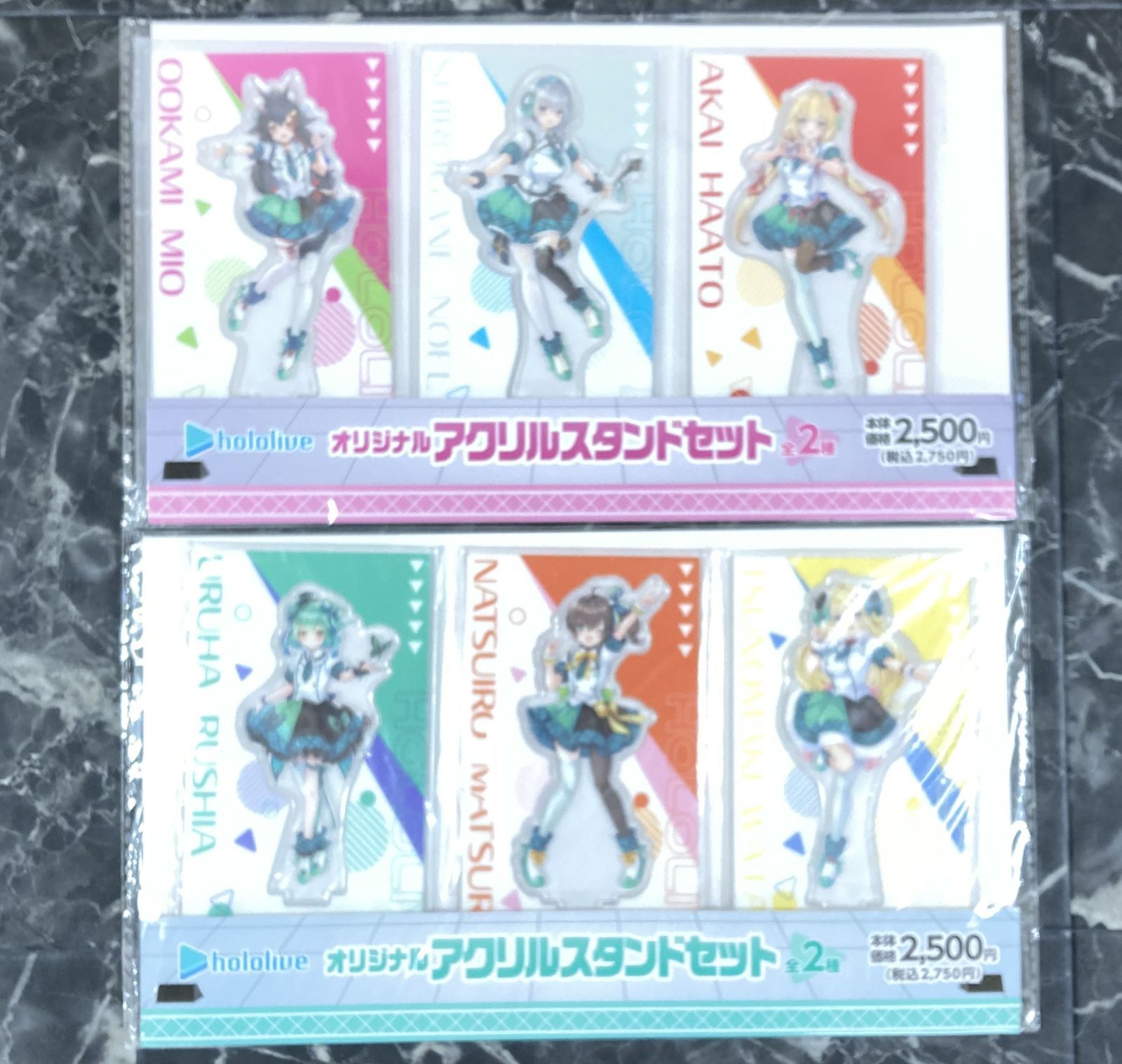 33. オリジナルアクリルスタンド2種セット バーチャルYouTuber ホロライブ×ファミリーマート 第2弾 ※未開封品