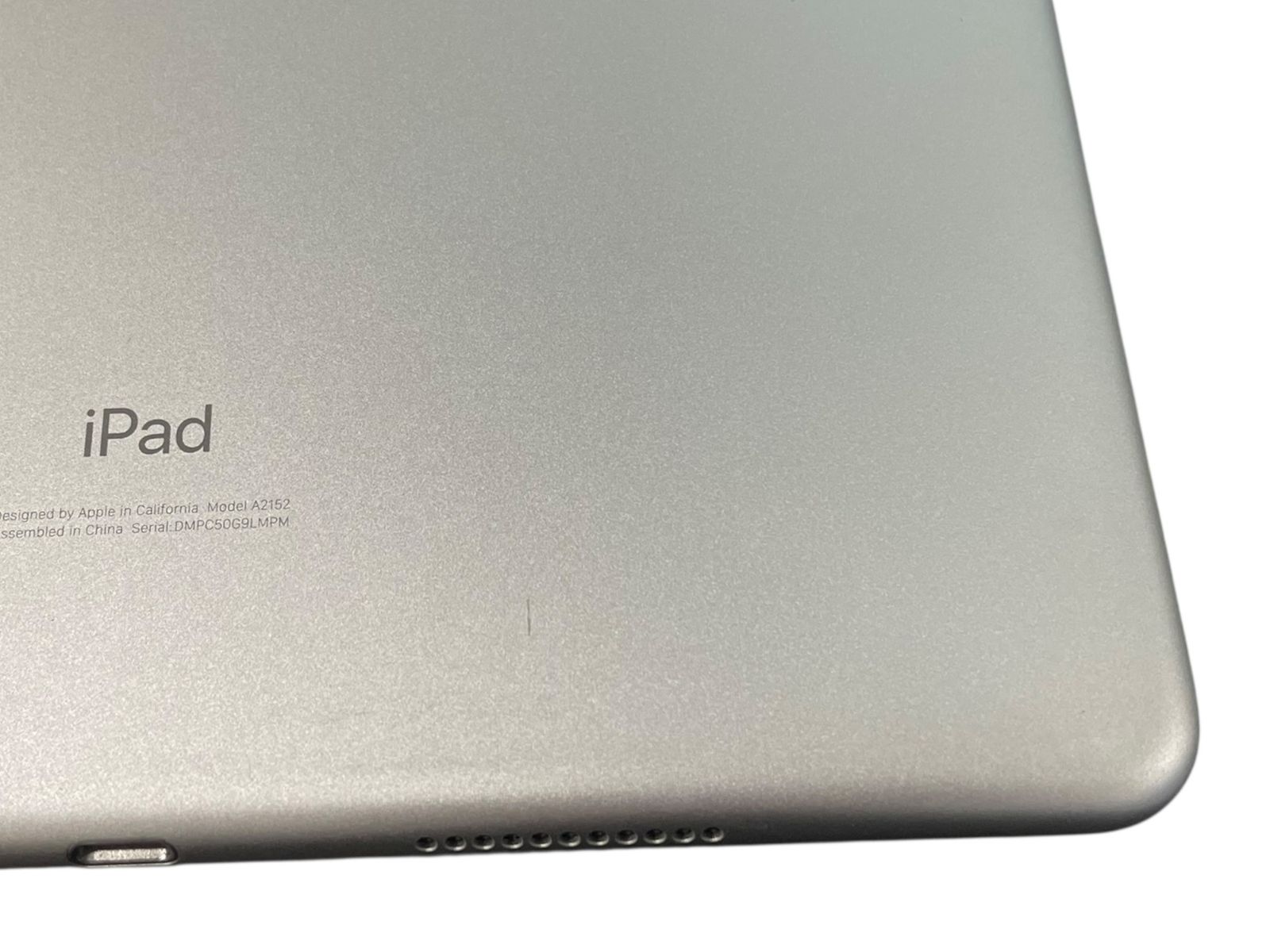□Apple iPad Air 10.5インチ 第3世代 Wi-Fiモデル 256GB MUUR2J