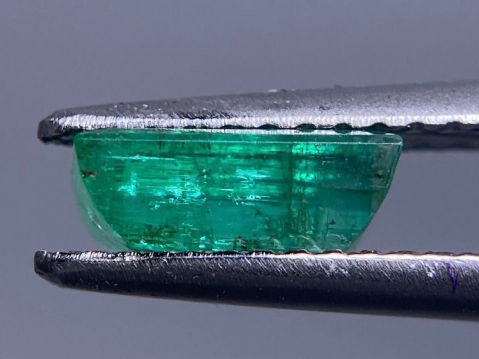 エメラルド 1.06ct