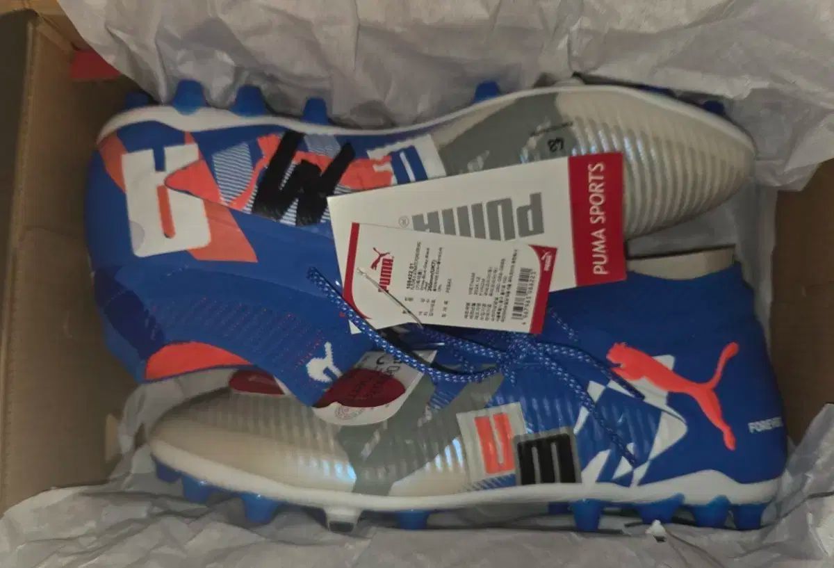 PUMA プーマ フューチャー 8 ULTIMATE フォーエバーパック 260