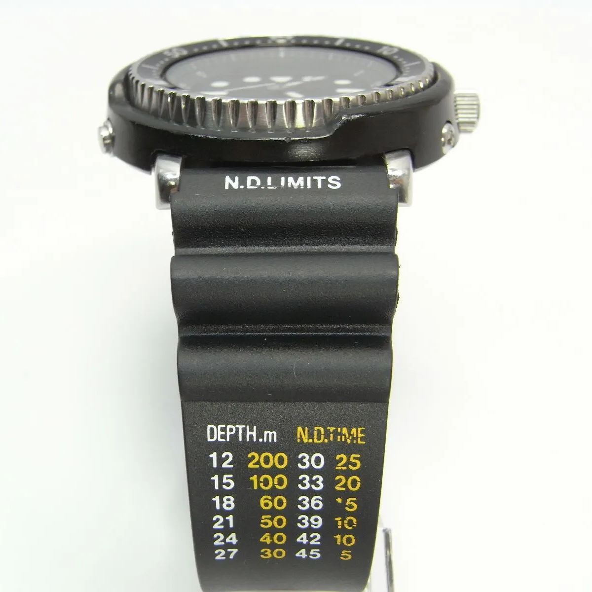 希少・稼働品】SEIKO（セイコー）H558-5000 1982年 ﾌｧｰｽﾄﾓﾃﾞﾙ ARNIE