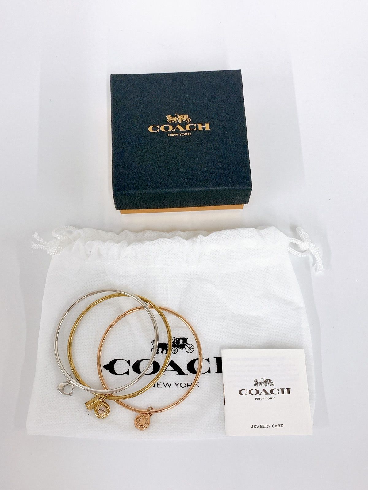 ＋ COACH コーチ ブレスレット バングル 3個 セット 箱付き 【アクセサリー】 - メルカリ