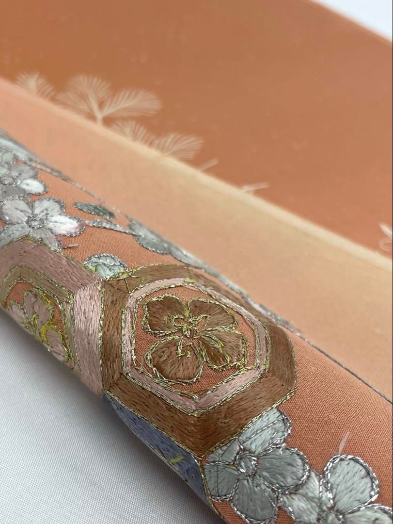 付け下げ 蘇州刺繍 金駒 銀駒 金彩 銀彩 紋意匠 正絹 反物 付け下げ 蘇州刺繍 金駒 銀駒 金彩 銀彩 紋意匠 正絹 反物 - メルカリ